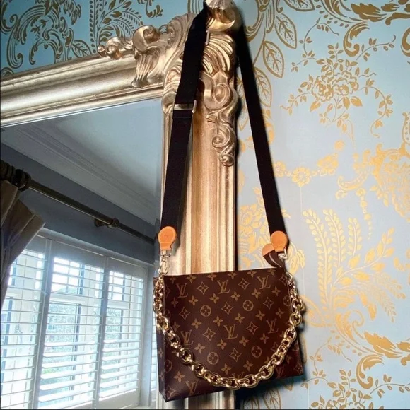 ♡LOUIS VUITTON Clutch 26♡ - Picture 2 of 13